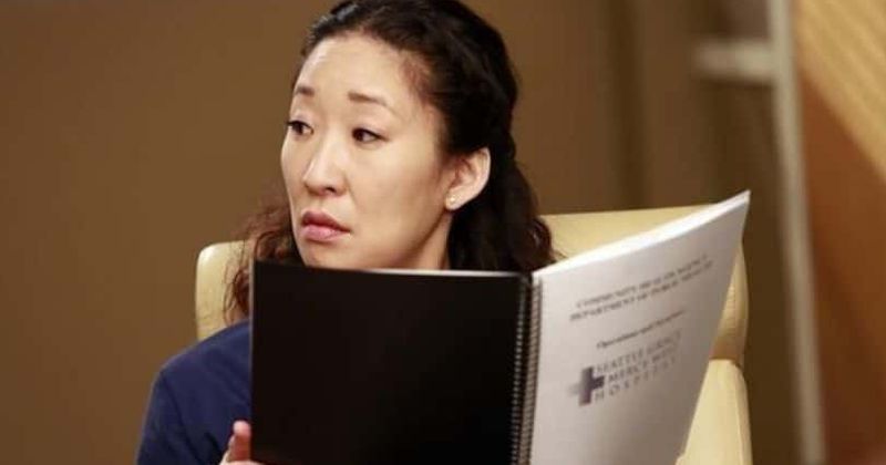 Sezóna 16 „Grey's Anatomy“ len naznačila, že Cristina Yang od Sandry Oh je nažive a fanúšikovia sú nadšení