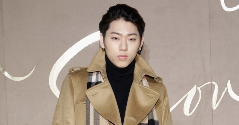 K-Pop-Star Zico wird sich für den obligatorischen 2-jährigen Militärdienst anmelden. Bestürzte Fans rufen: 'Bitte geh nicht.'