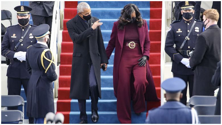 Se Michelle Obamas uttalande Red Pantsuit vid Biden -invigningen [FOTO]
