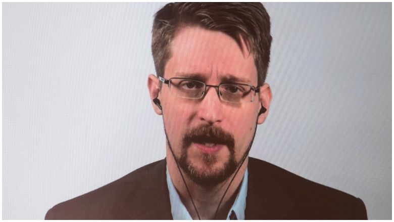 Joe Rogan, Edward Snowden Discutir Vazamentos, Alienígenas: ASSISTIR